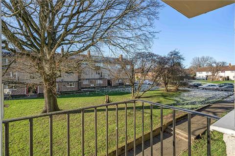2 bedroom flat for sale, Homefield Gardens, Surrey KT20