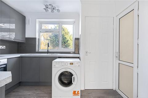 2 bedroom flat for sale, Homefield Gardens, Surrey KT20