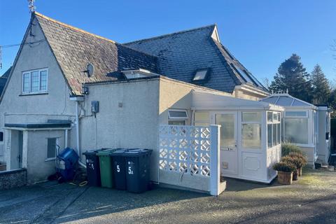 undefined, Wern Hall, Wern Y Wylan, Llanddona