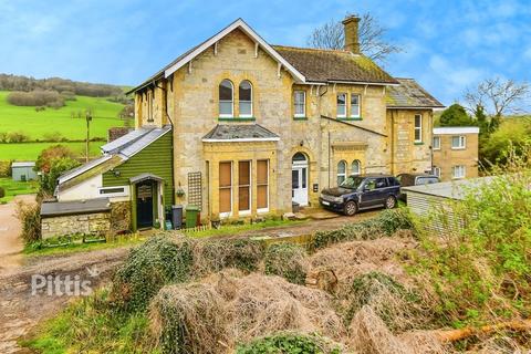 3 bedroom apartment to rent, St. Johns Road Wroxall PO38