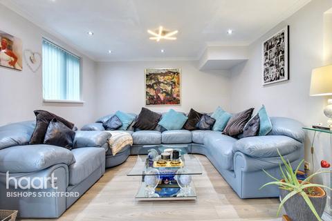 5 bedroom detached house for sale, Bishop's Stortford CM23