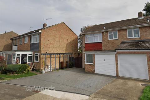 3 bedroom semi-detached house for sale, Harptree Drive, Chatham ME5
