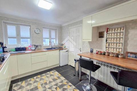 3 bedroom detached house for sale, Bert Allen Drive, Old Leake