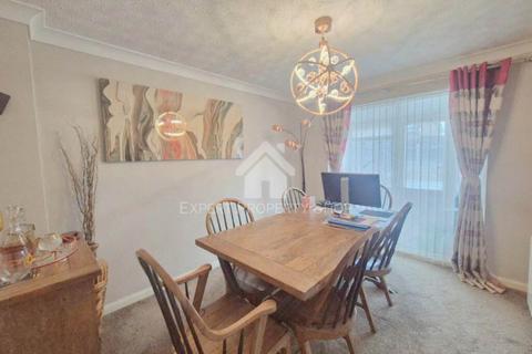 3 bedroom detached house for sale, Bert Allen Drive, Old Leake