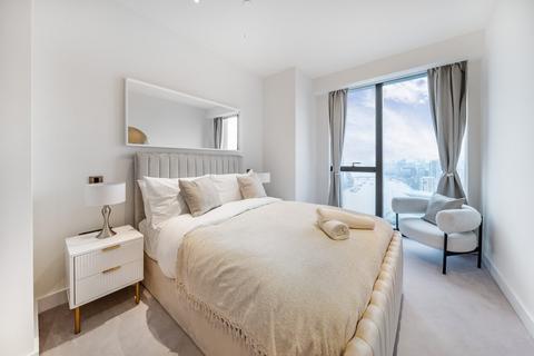 2 bedroom flat to rent, Nine Elms Lane, London, SW8