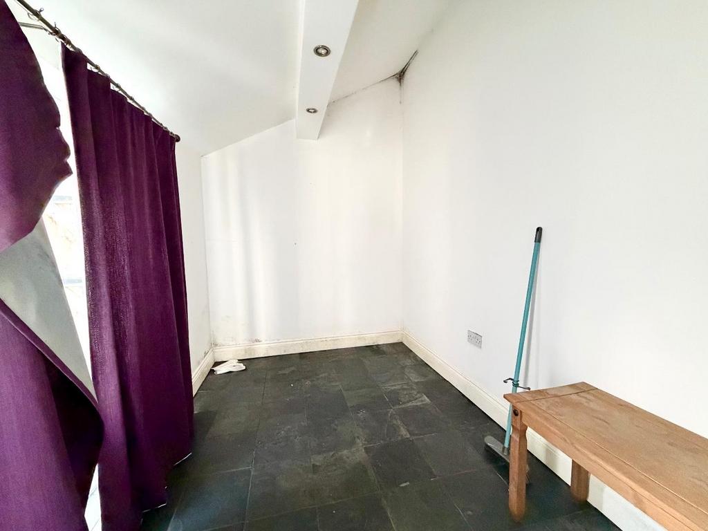 Sub Room/Study