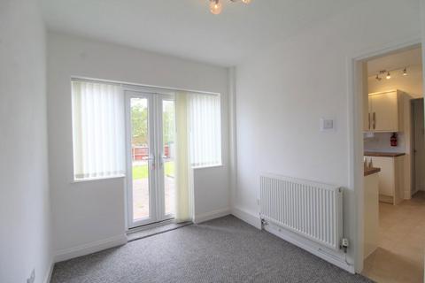 3 bedroom semi-detached house to rent, Firbeck Road, Wollaton, Nottingham, NG8 2FD