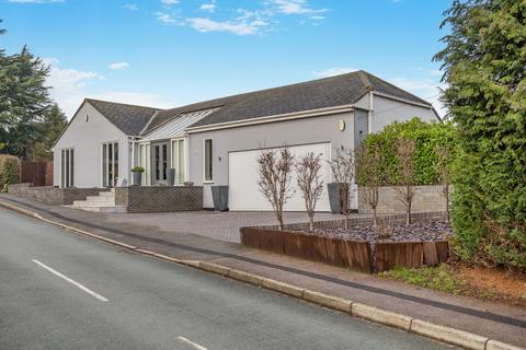 5 bedroom detached house for sale - Woodland Views Marchington Uttoxeter, Staffordshire, ST14 8NF