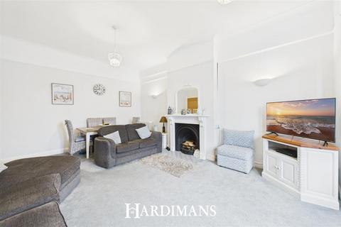 1 bedroom flat for sale, North Parade, Lowestoft