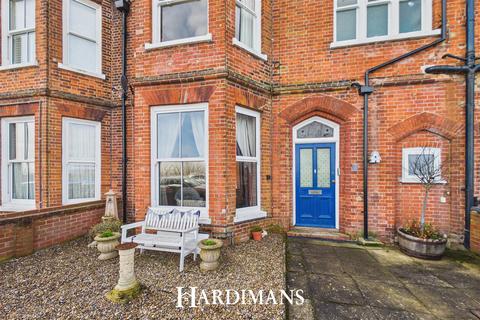 1 bedroom flat for sale, North Parade, Lowestoft