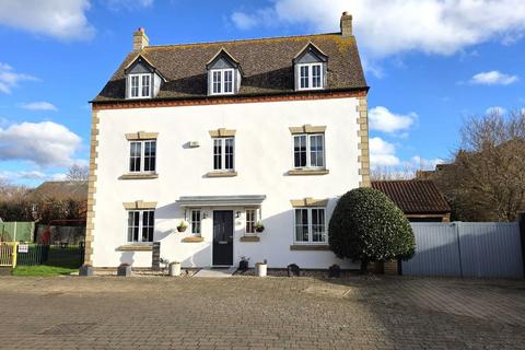 5 bedroom detached house for sale - Langley Gardens, Sandy SG19