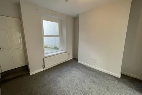 2 bedroom terraced house to rent, Milbrook St, Swansea