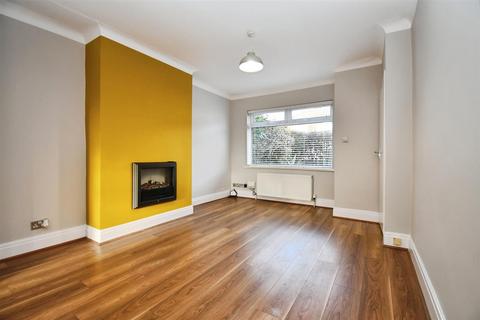 2 bedroom terraced house for sale, Ilford Road, Hull