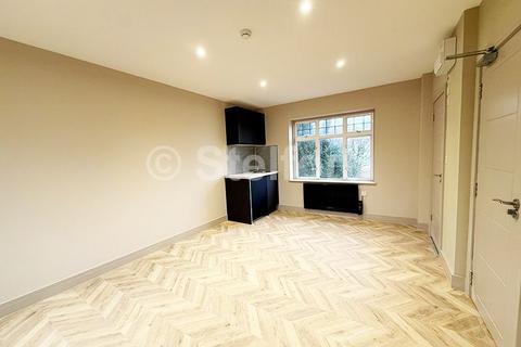 undefined, Kenton Lane, Harrow HA3