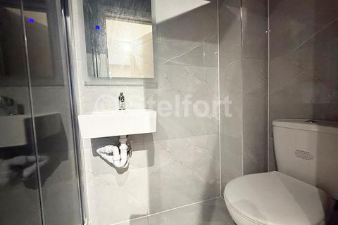 undefined, Kenton Lane, Harrow HA3