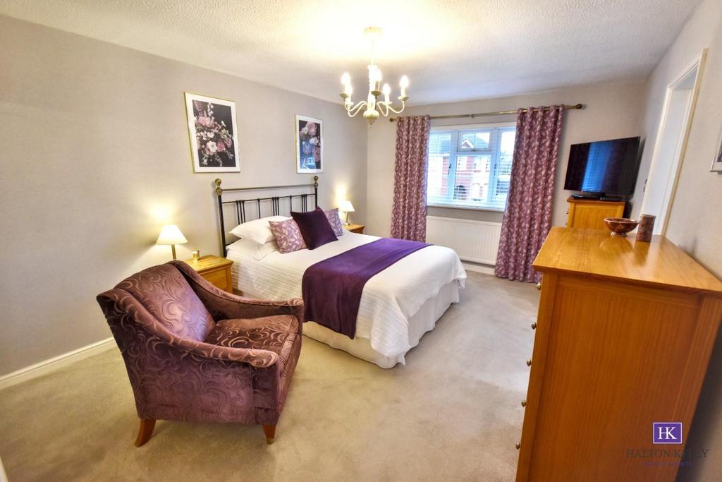 Main bedroom