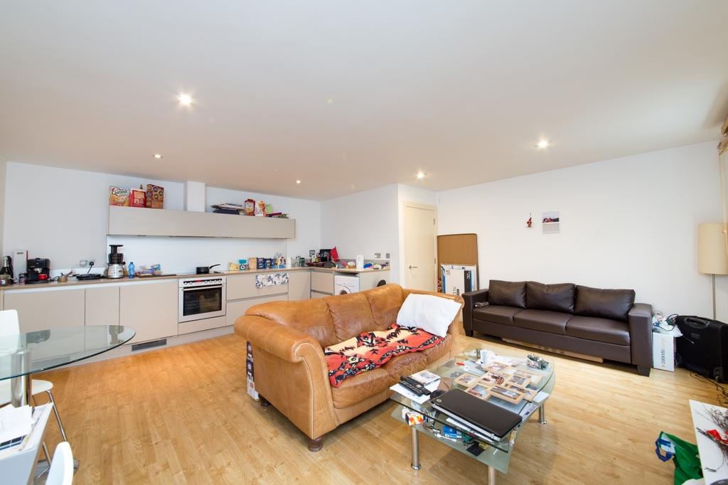 Living Area - Queens