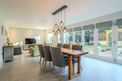 5 bedroom detached house for sale, Barnard Crescent, Broadway, Worcestershire, WR12