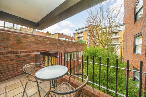 2 bedroom flat to rent, Melbourne House, London W8