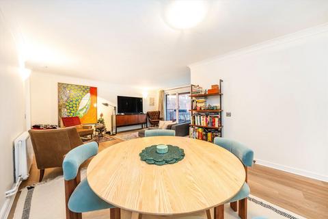 2 bedroom flat to rent, Melbourne House, London W8