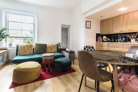 1 bedroom flat to rent, Brondesbury Road, London NW6