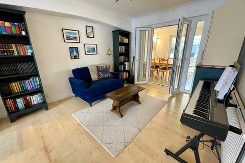 undefined, Norfolk Road, Luton, Bedfordshire, LU2 0RE