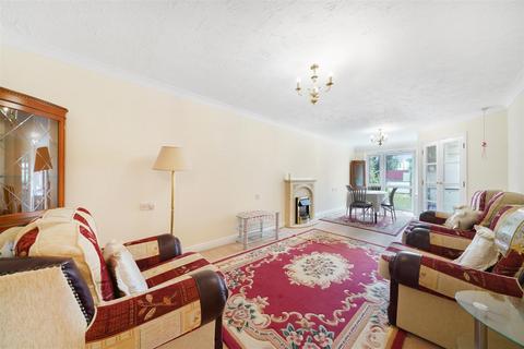 1 bedroom retirement property for sale, Watford Road, Wembley