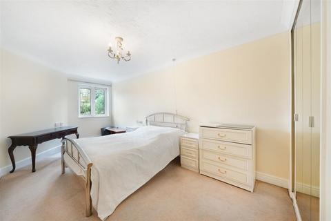 undefined, Watford Road, Wembley