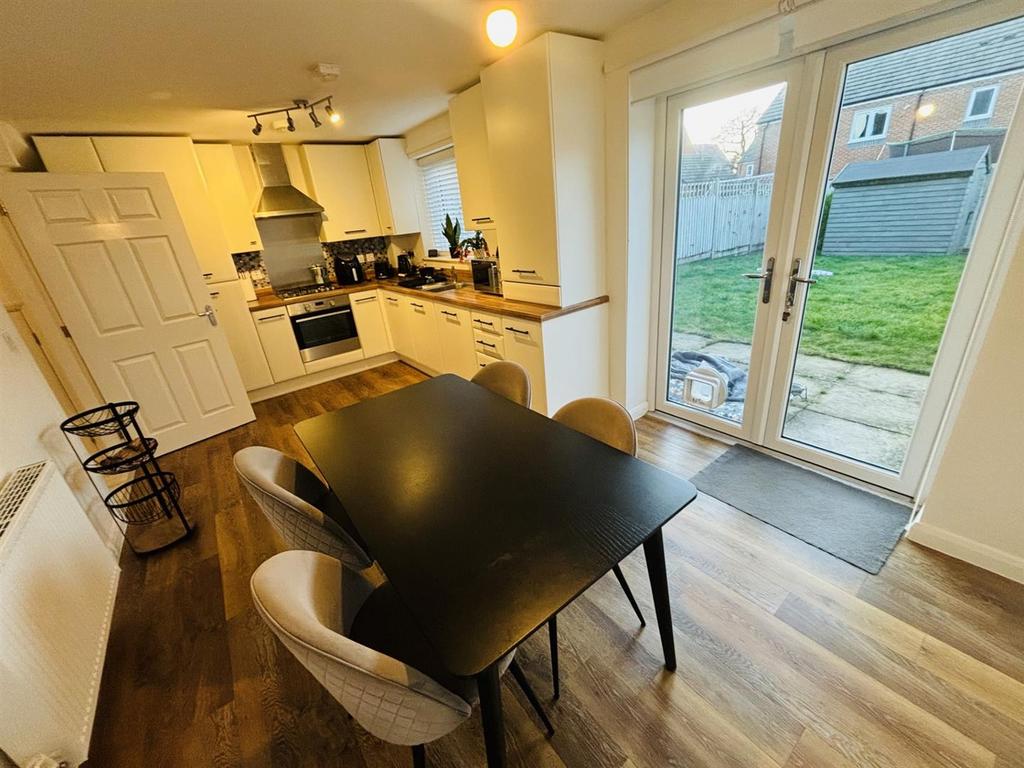 Kitchen3.JPEG