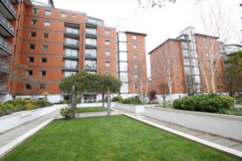 1 bedroom apartment to rent, Holland Gardens, Brentford