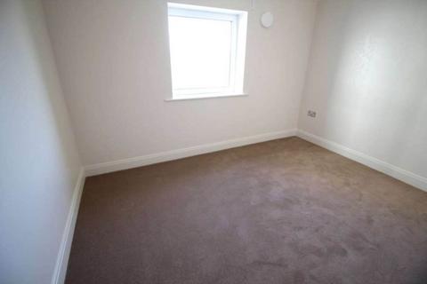 1 bedroom apartment to rent, Holland Gardens, Brentford