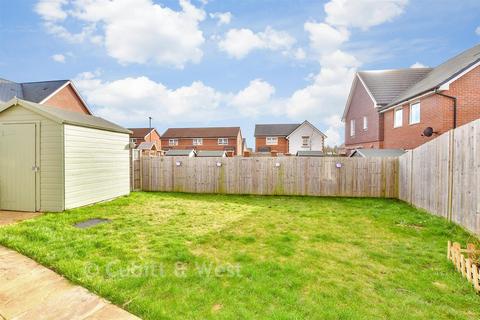 2 bedroom semi-detached house for sale, Sears Close, Westhampnett, Chichester, West Sussex