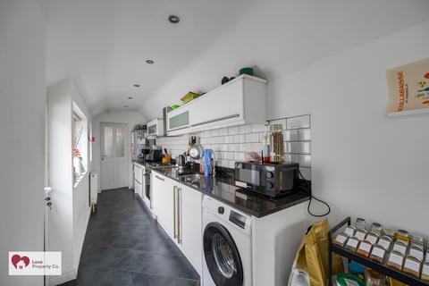 2 bedroom terraced house for sale, Station Road, Knowle B93