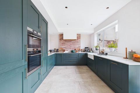 3 bedroom semi-detached house for sale, Barnfield Road, Paignton