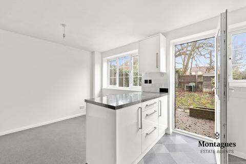 3 bedroom house for sale, Wellington Road, North Weald, CM16