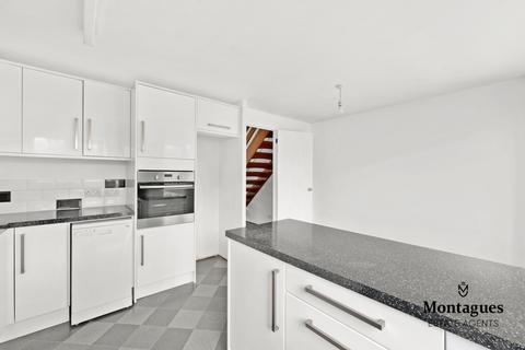 3 bedroom house for sale, Wellington Road, North Weald, CM16