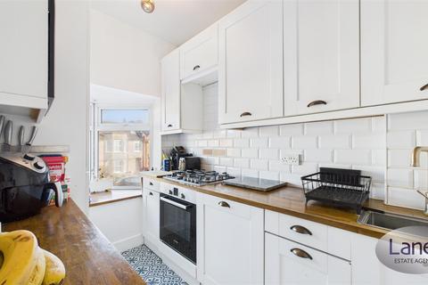 2 bedroom flat for sale, Southbury Road, Enfield