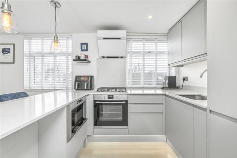 2 bedroom flat for sale, Ravenslea Road, London, SW12