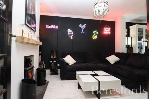 4 bedroom bungalow for sale, Lady Lane, Chelmsford, CM2