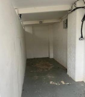 Office to rent, 36-38 Peckham Rd London SE5 8QW
