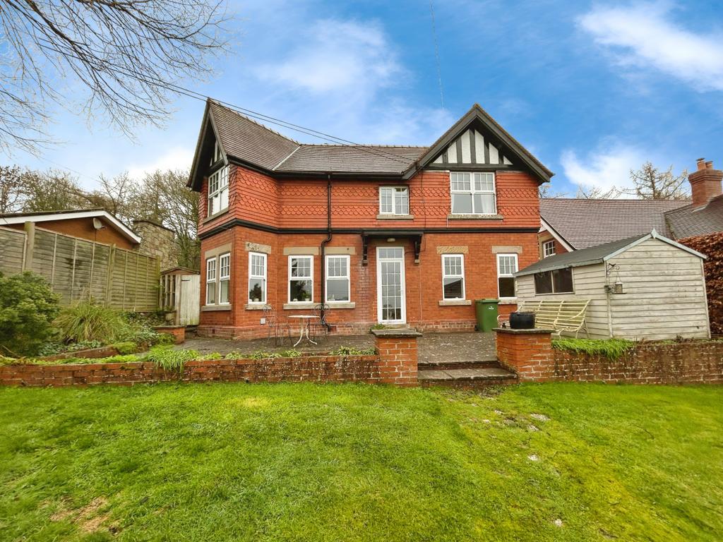 Detached Edwardian Residence