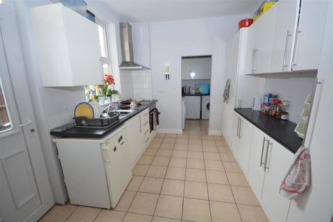 6 bedroom semi-detached house for sale, Radcliffe Road, West Bridgford, Nottingham