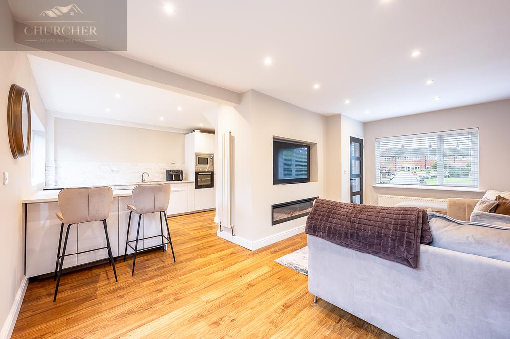 17hesketh Road-09