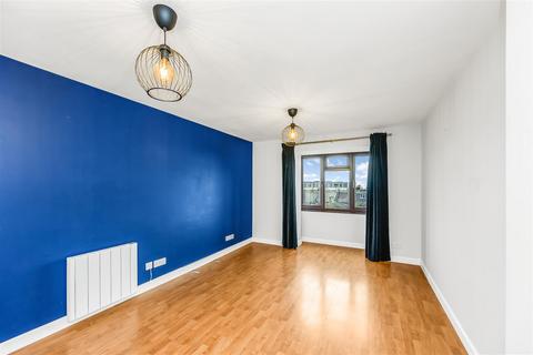 1 bedroom flat for sale, Teresa Mews, London