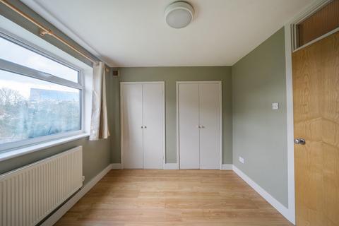 undefined, Vivienne Court, Headington OX3