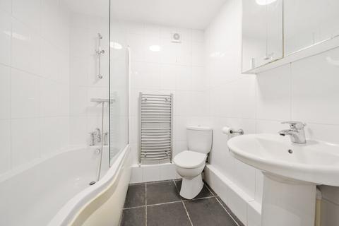 undefined, Vivienne Court, Headington OX3