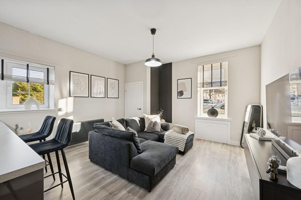 Kitchen/ Dining/ Lounge Area