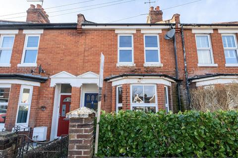 3 bedroom terraced house to rent, Newtown Road, Hampshire SO50