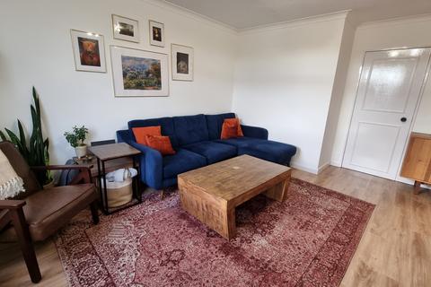 2 bedroom flat to rent, Gairn Road, Holburn, Aberdeen, AB10