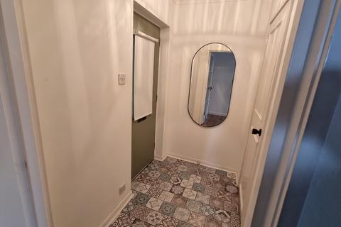 2 bedroom flat to rent, Gairn Road, Holburn, Aberdeen, AB10